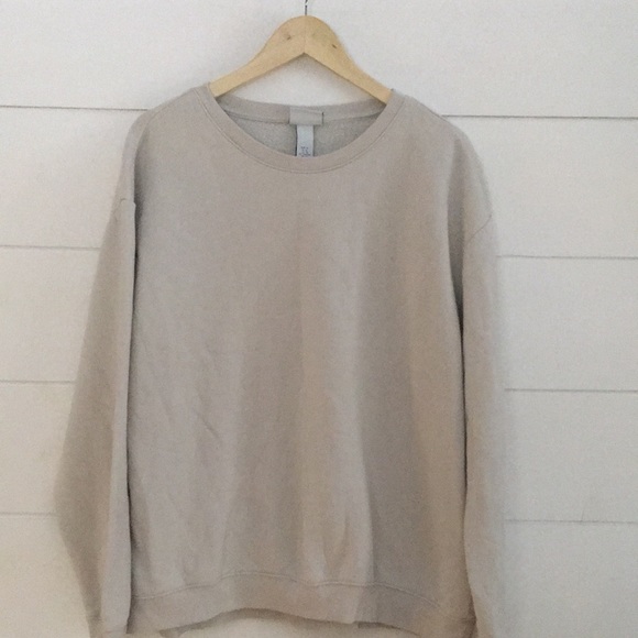 H&M #5 Relaxed Fit Sweatshirt - Picture 1 of 5